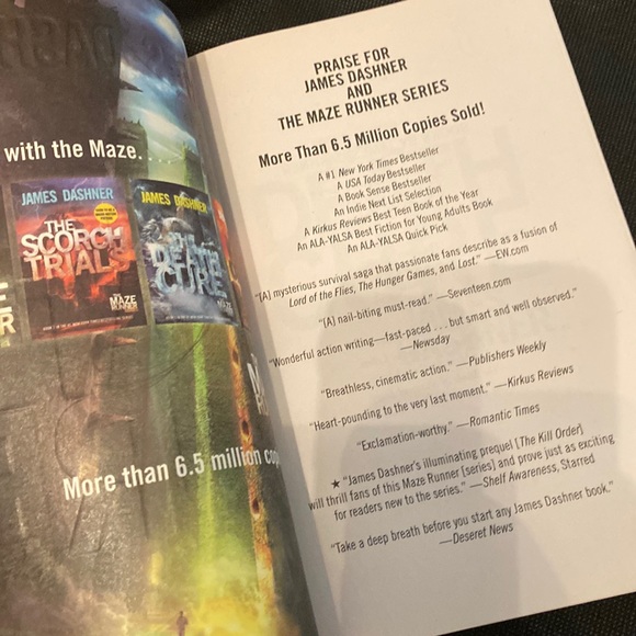 James Dashner- “The Maze Runner Series- The Death Cure” (Book 3)used - Picture 4 of 7